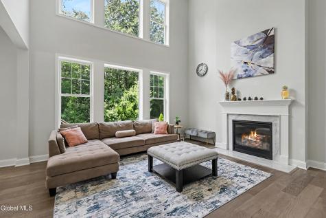 30 Greenbrier Way Halfmoon NY 12065