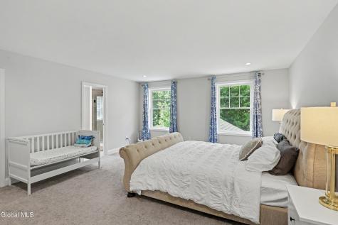 30 Greenbrier Way Halfmoon NY 12065