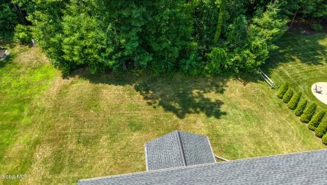 30 Greenbrier Way Halfmoon NY 12065