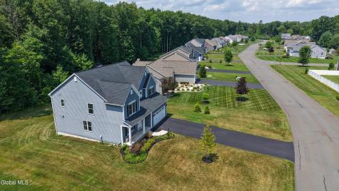 30 Greenbrier Way Halfmoon NY 12065