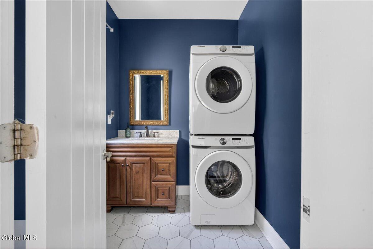 1164 Wendell Avenue Schenectady NY 12308