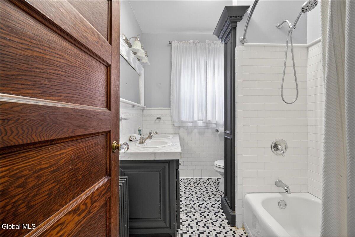 1164 Wendell Avenue Schenectady NY 12308