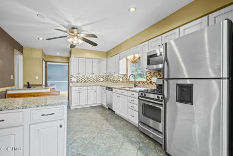 3 Cambridge Drive Clifton Park NY 12065