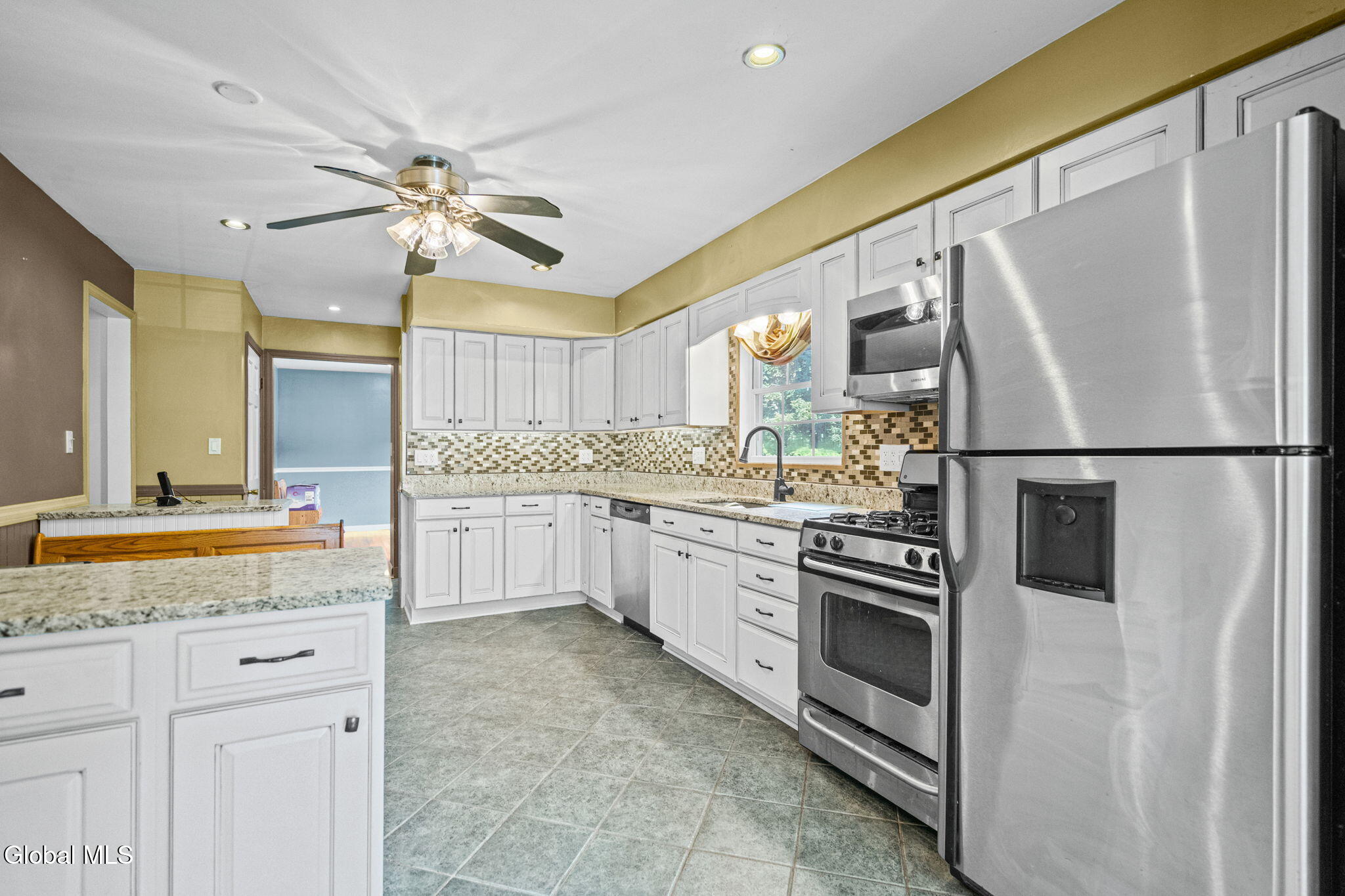 3 Cambridge Drive Clifton Park NY 12065
