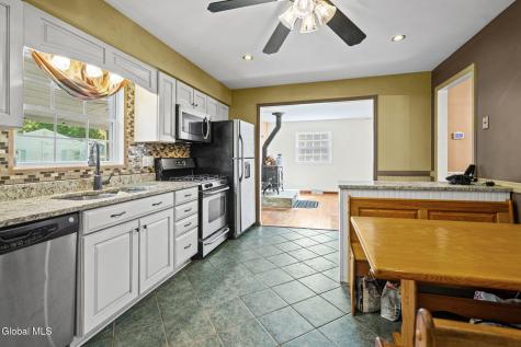 3 Cambridge Drive Clifton Park NY 12065