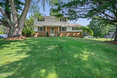 3 Cambridge Drive Clifton Park NY 12065