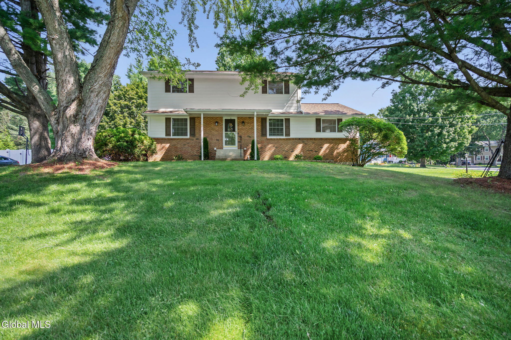 3 Cambridge Drive Clifton Park NY 12065