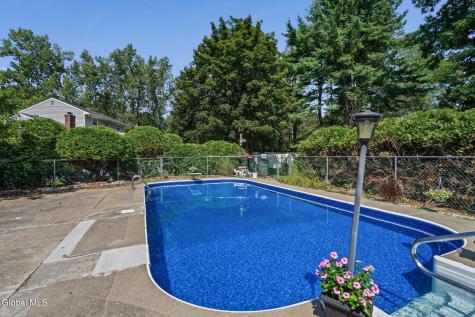 3 Cambridge Drive Clifton Park NY 12065