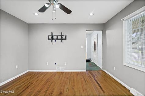 3 Cambridge Drive Clifton Park NY 12065