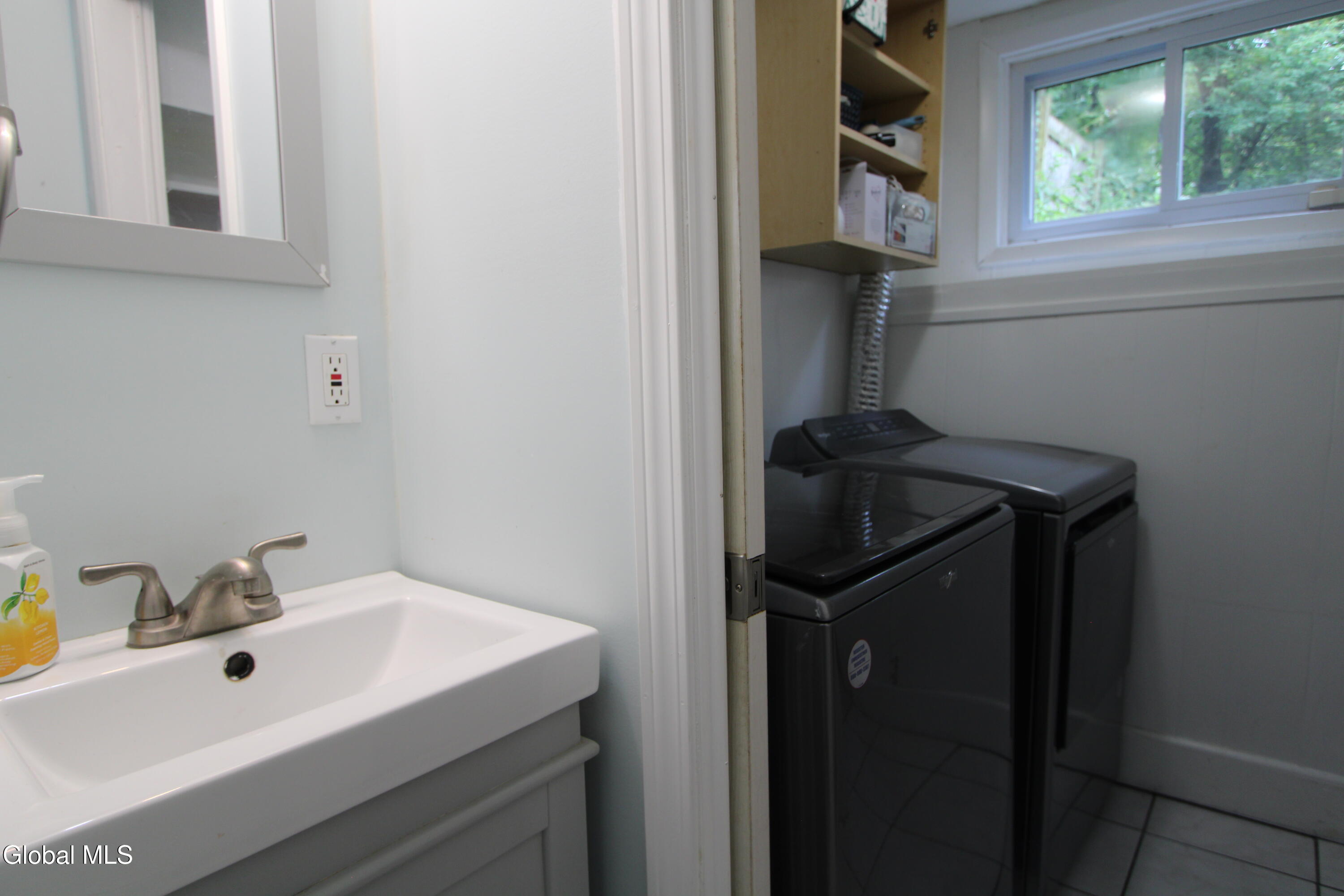 57 Mann Avenue Troy NY 12180