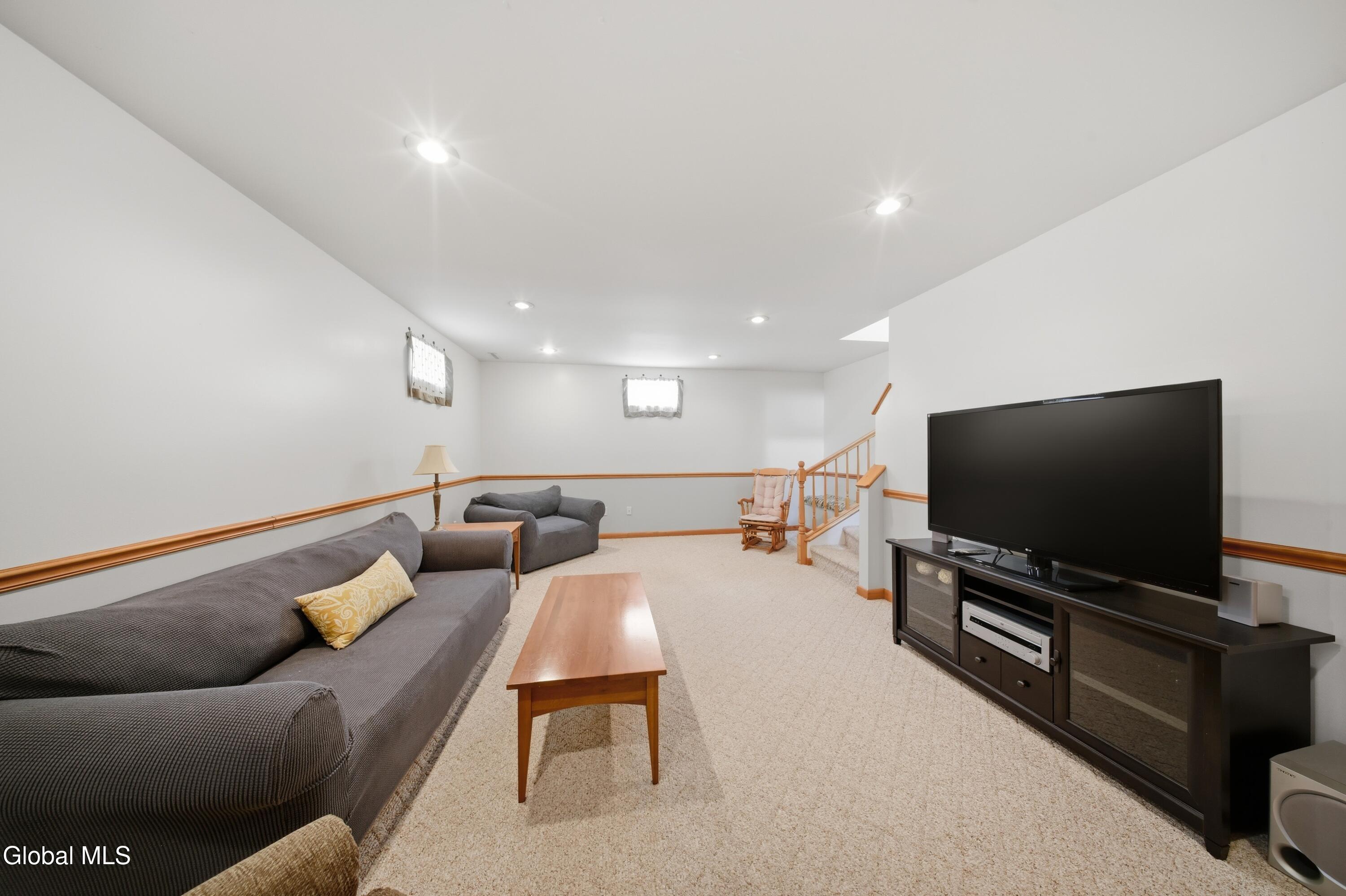 15 Homestead Drive Latham NY 12110