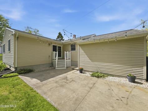 15 Homestead Drive Latham NY 12110