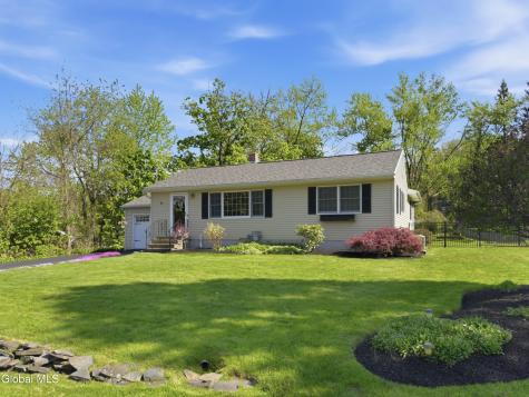 15 Homestead Drive Latham NY 12110