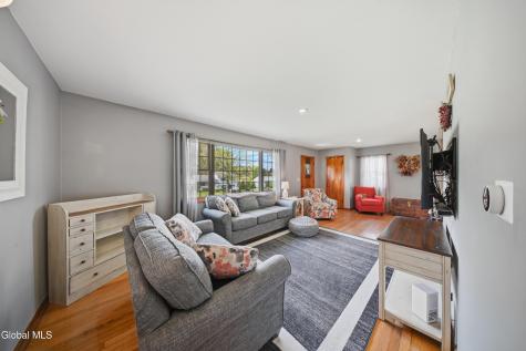 15 Homestead Drive Latham NY 12110