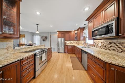 15 Homestead Drive Latham NY 12110