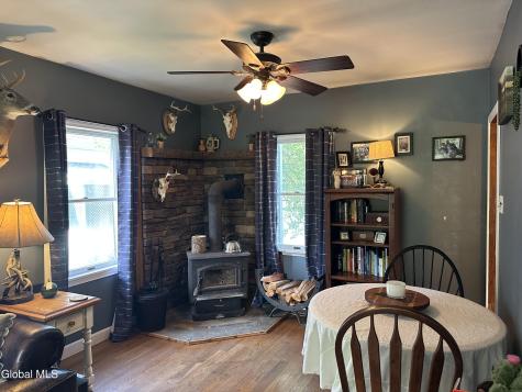 874 Benedict Avenue Niskayuna NY 12309