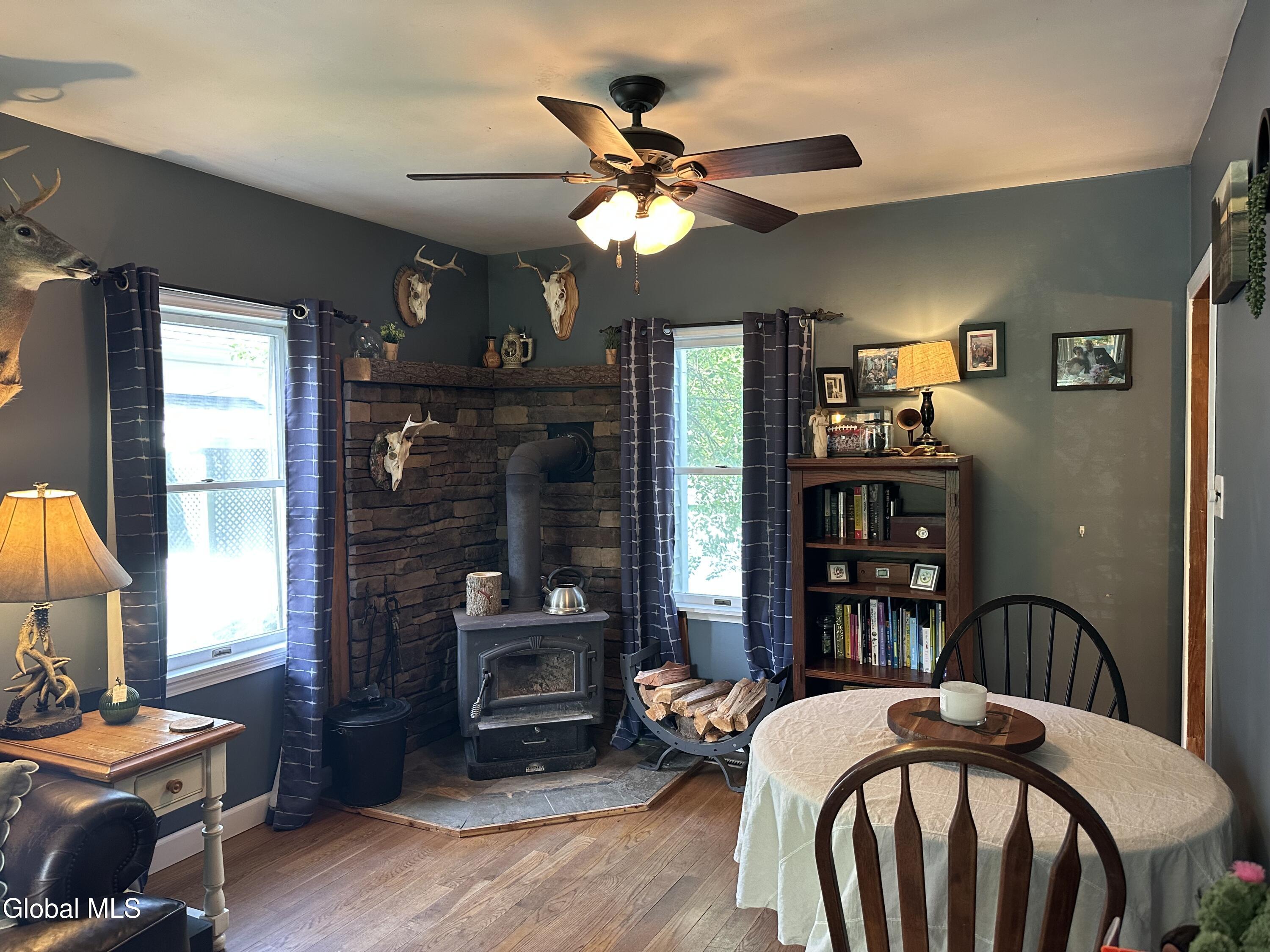 874 Benedict Avenue Niskayuna NY 12309