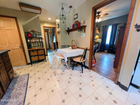 874 Benedict Avenue Niskayuna NY 12309