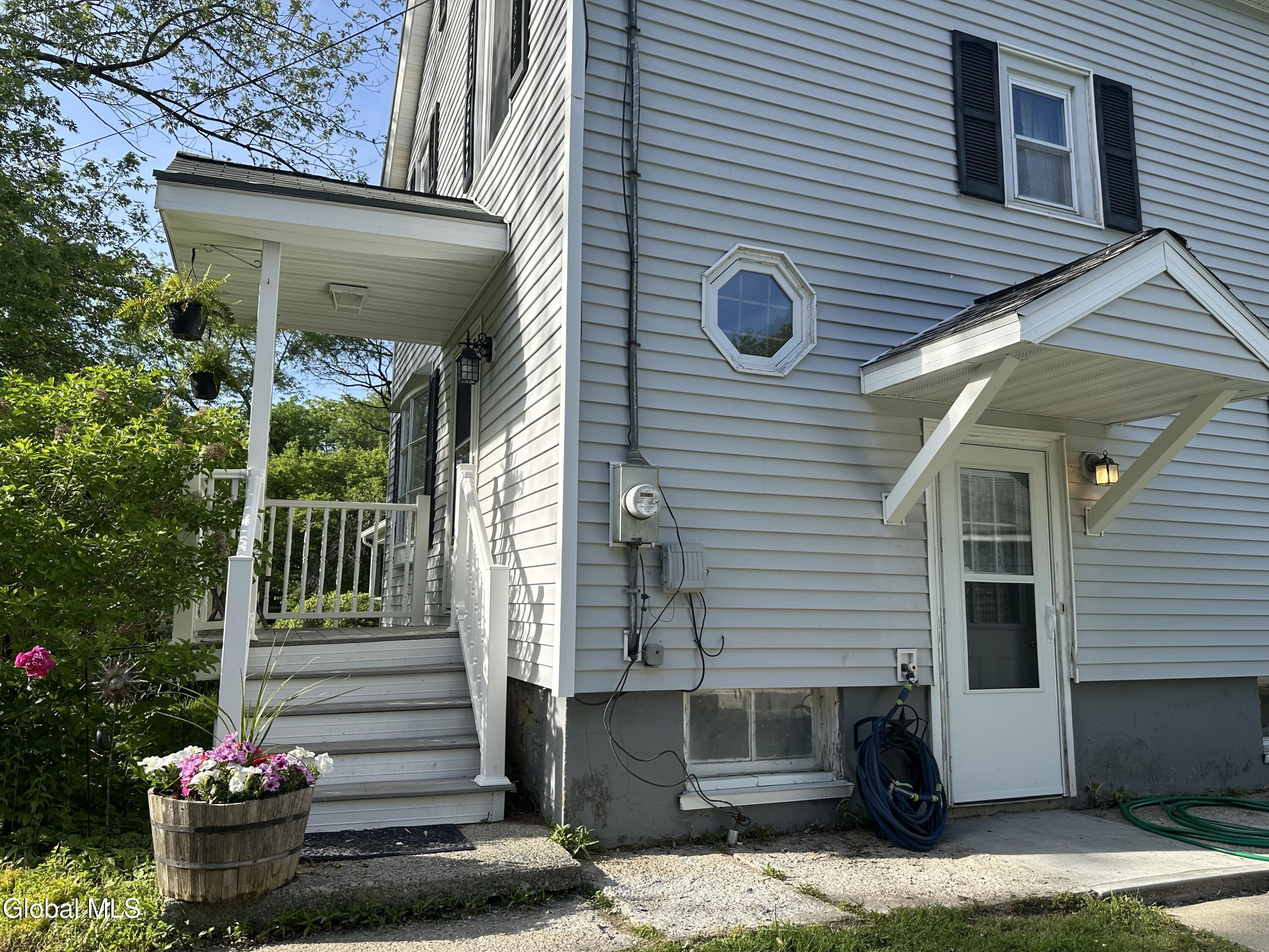 874 Benedict Avenue Niskayuna NY 12309