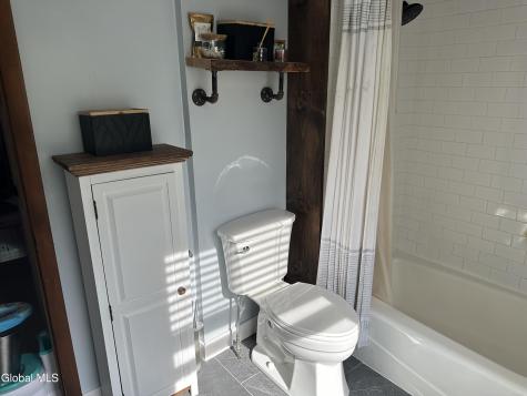 874 Benedict Avenue Niskayuna NY 12309