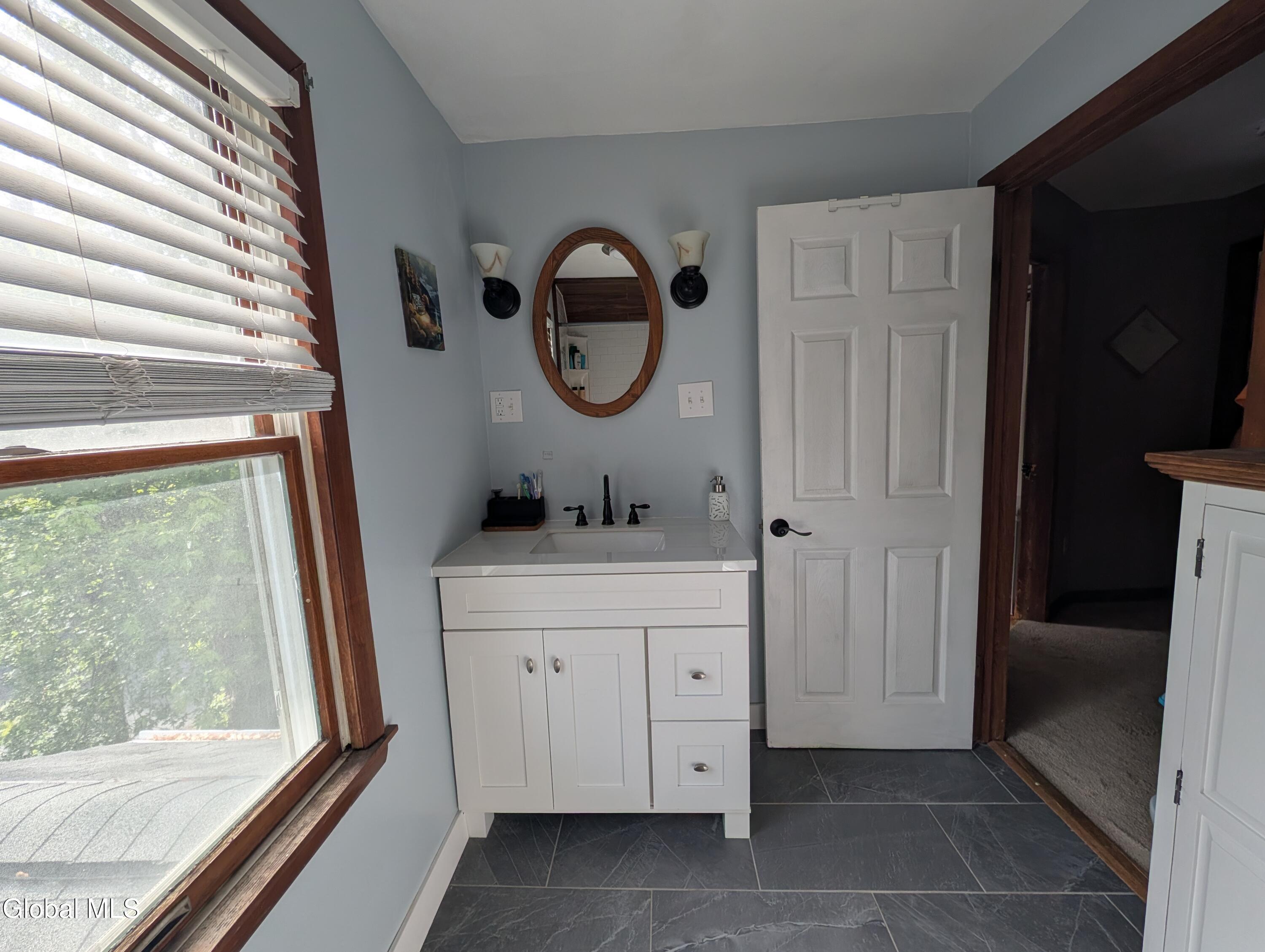 874 Benedict Avenue Niskayuna NY 12309