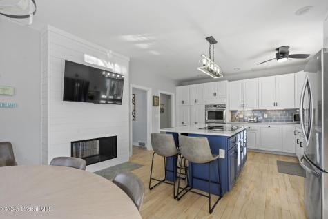 736 Ny-9p Saratoga Springs NY 12866