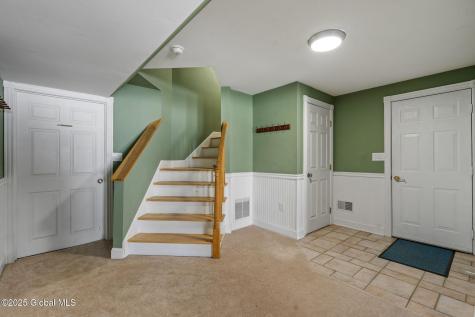 736 Ny-9p Saratoga Springs NY 12866