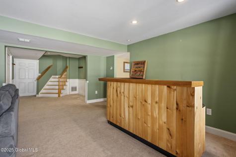 736 Ny-9p Saratoga Springs NY 12866