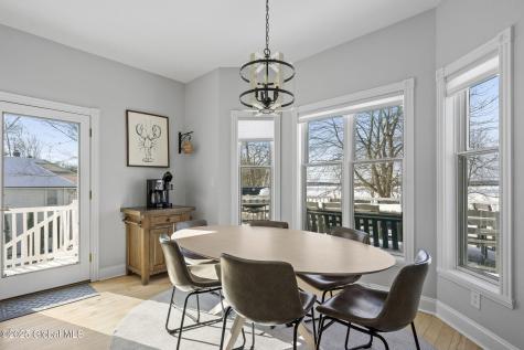 736 Ny-9p Saratoga Springs NY 12866