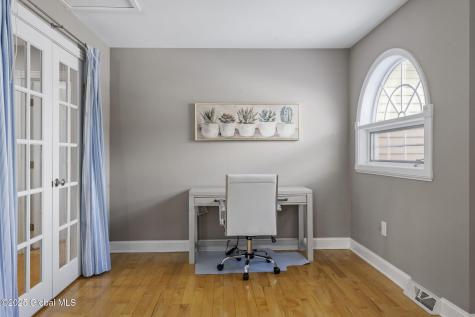 736 Ny-9p Saratoga Springs NY 12866