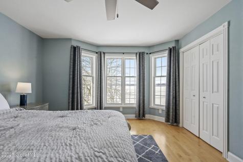 736 Ny-9p Saratoga Springs NY 12866