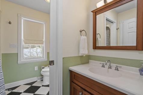 736 Ny-9p Saratoga Springs NY 12866