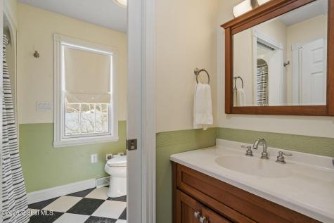 736 Ny-9p Saratoga Springs NY 12866