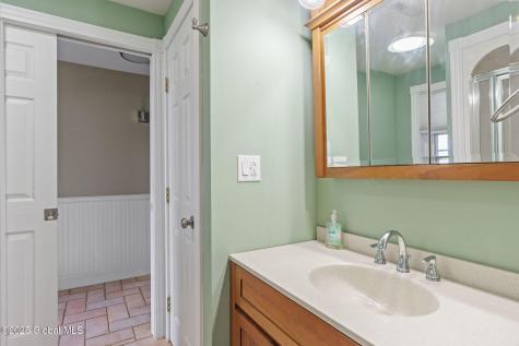 736 Ny-9p Saratoga Springs NY 12866