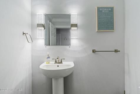 736 Ny-9p Saratoga Springs NY 12866