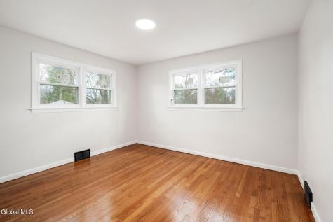 1030 Atateka Road Schenectady NY 12309