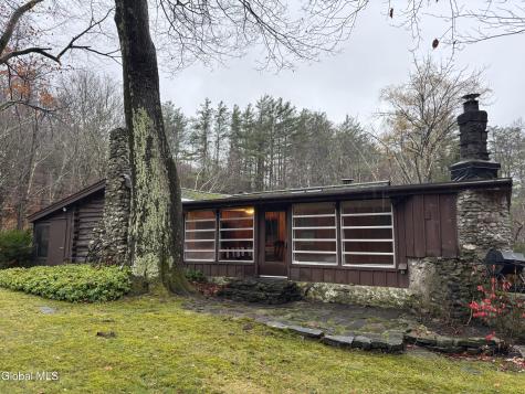 140 E Hollow Road Petersburgh NY 12138