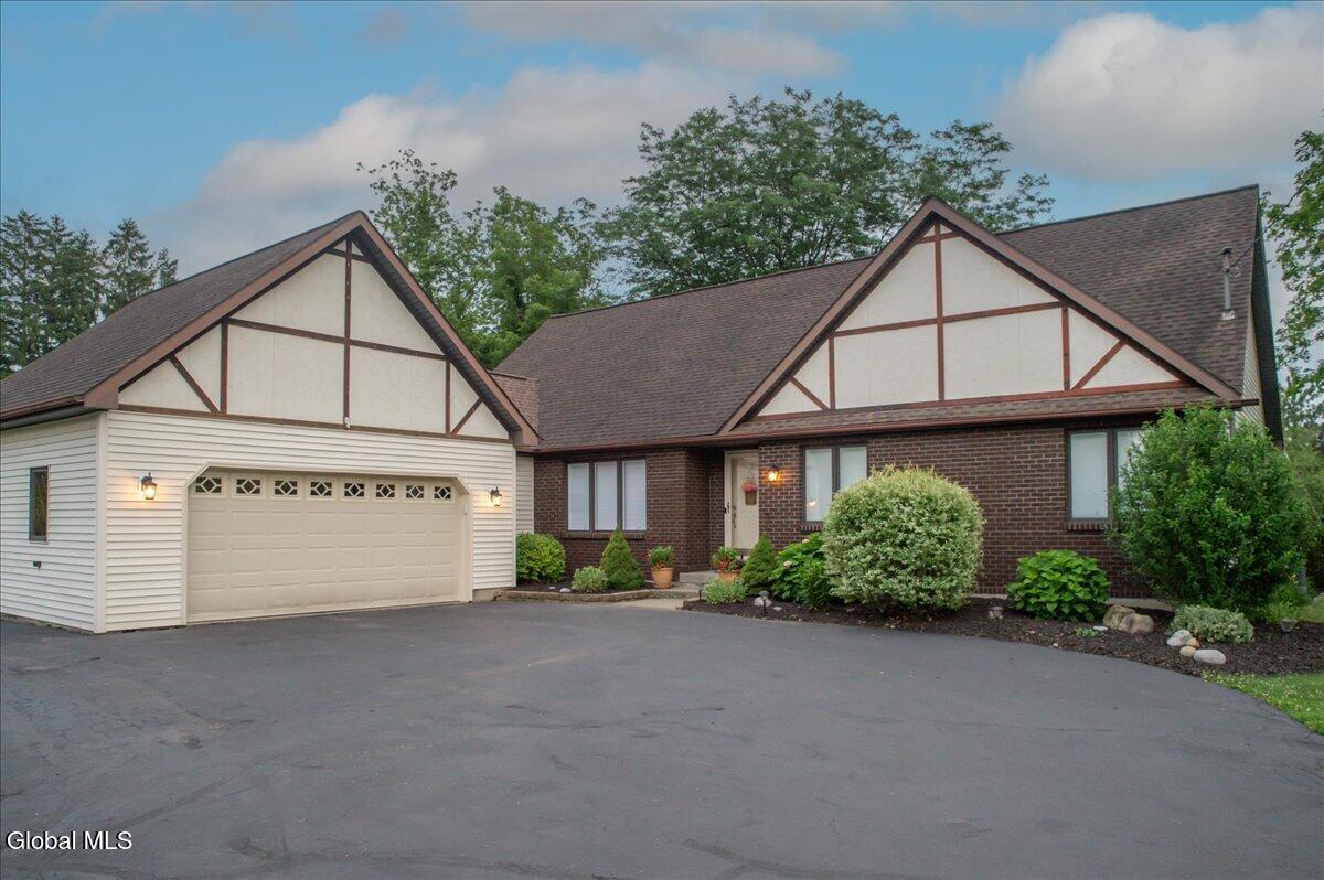 7 James Drive Waterford NY 12188