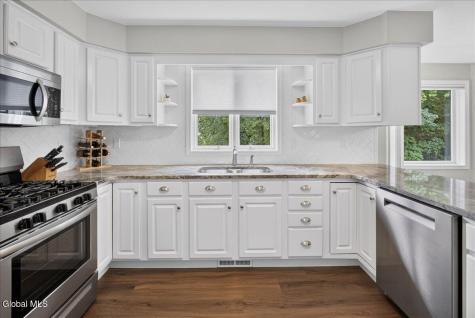 7 James Drive Waterford NY 12188