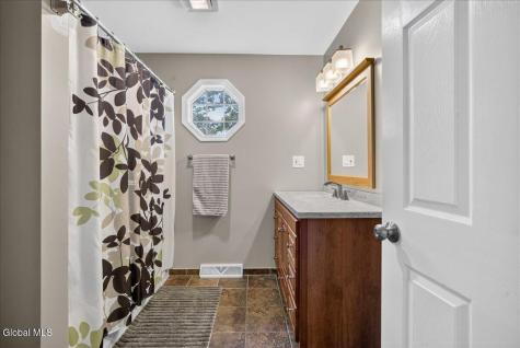 7 James Drive Waterford NY 12188
