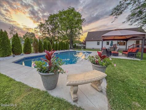 7 James Drive Waterford NY 12188