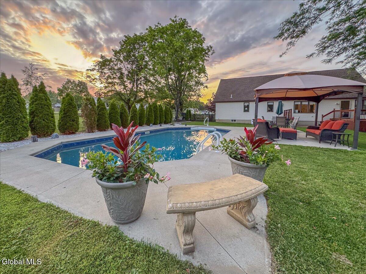 7 James Drive Waterford NY 12188