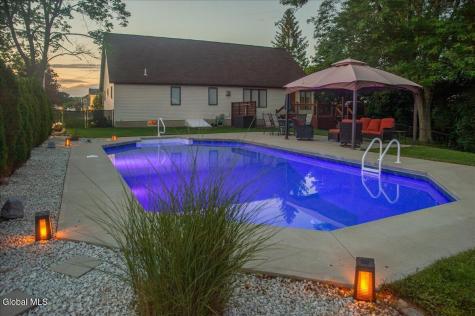 7 James Drive Waterford NY 12188