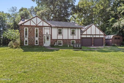 10 Carl Avenue Greenwich NY 12834