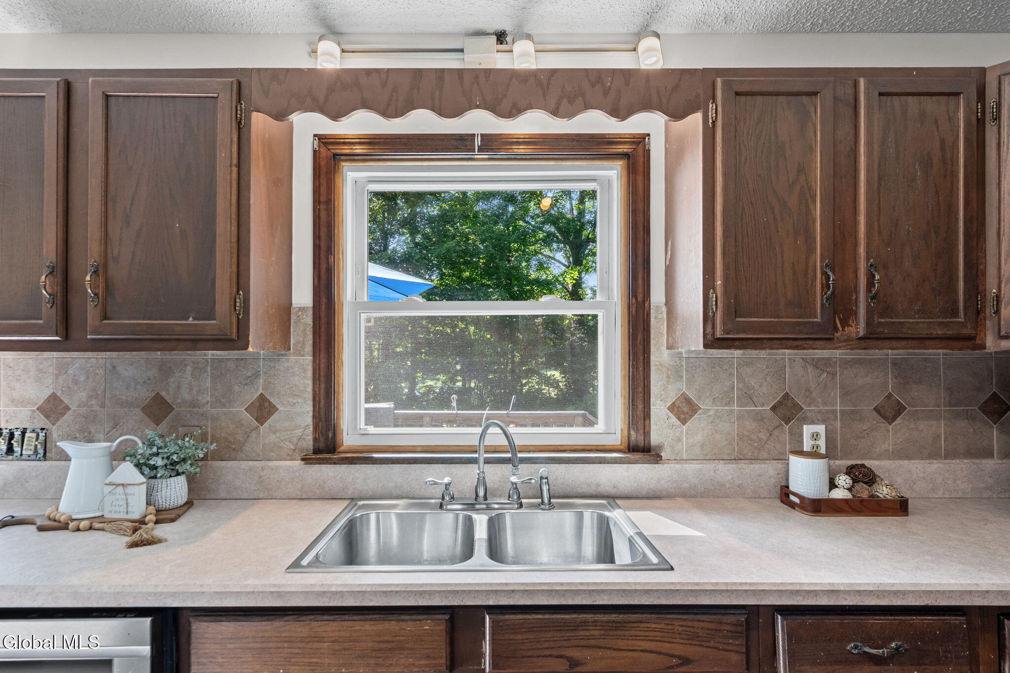 10 Carl Avenue Greenwich NY 12834