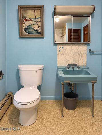 564 Ny-30 Northville NY 12134