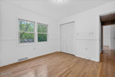 51 S Kellogg Avenue Schenectady NY 12304