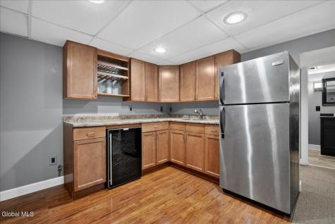 51 S Kellogg Avenue Schenectady NY 12304
