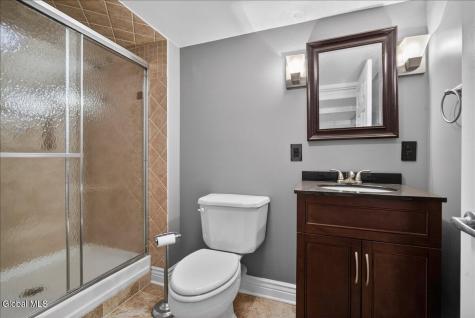 51 S Kellogg Avenue Schenectady NY 12304