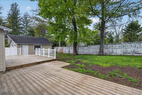 51 S Kellogg Avenue Schenectady NY 12304